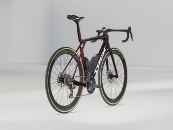 MADONE SLR 9 AXS 8ª GERAÇÃO CARBON RED SMOKE VERMELHO ESCURO TREK hover