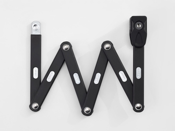 CADEADO DOBRÁVEL COM CHAVE PRO 90CM PRETO BONTRAGER  hover